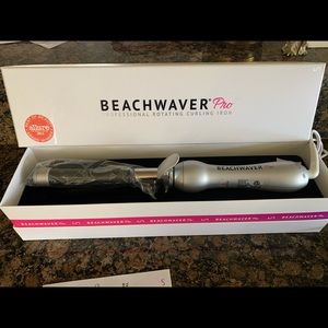 BEACHWAVER Pro 1.25 dual voltage new in box 😎